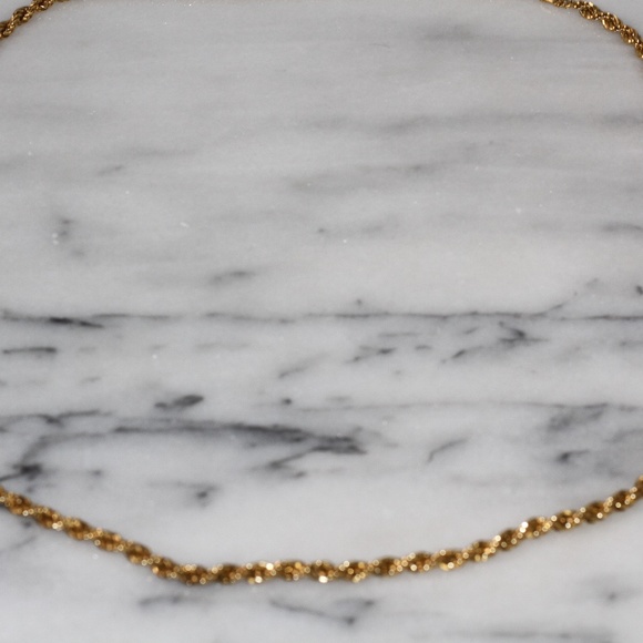 Moet Gold Link Chain - Picture 2 of 3